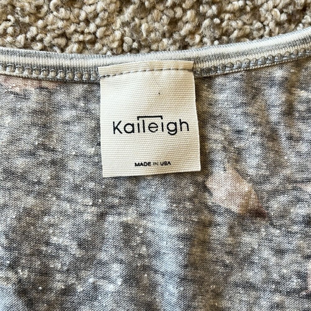 Multi-Print Tank Top - Picture 7 of 10